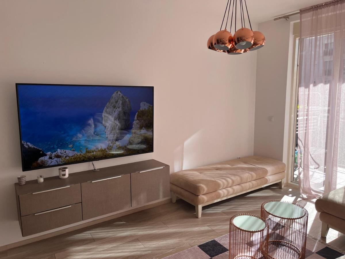 Atina Apartment, City Centre Budva ,Luxurious, Bright, Parking Εξωτερικό φωτογραφία